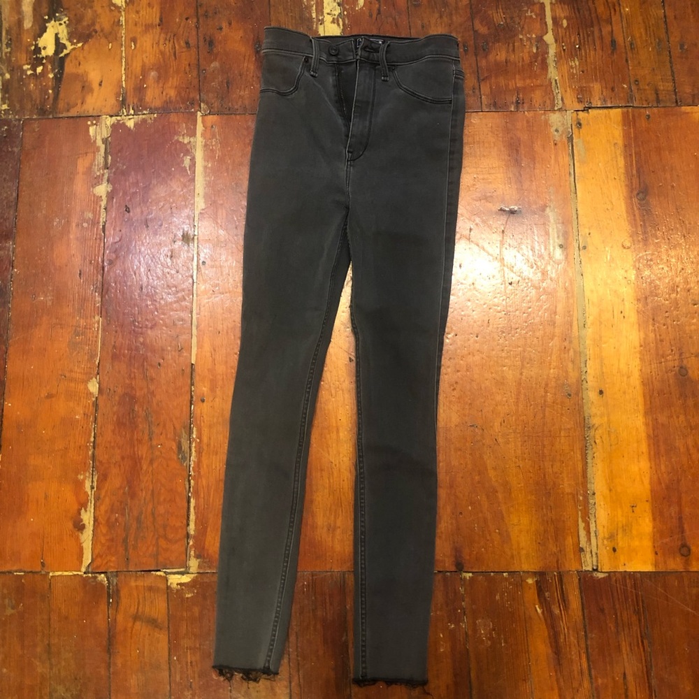 Abercrombie & Fitch grey jeggings